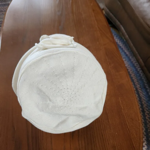 Parkhurst Cream Women's Cotton Knit Hat with Floral Detail Vintage Styled New - Picture 5 of 10